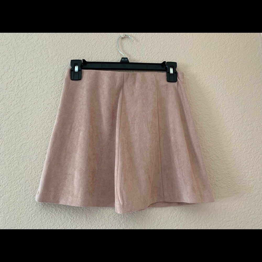 Baby pink shade mini skirt